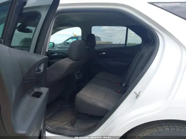 2GNAXSEV3J6261476 2018 CHEVROLET EQUINOX - Image 8