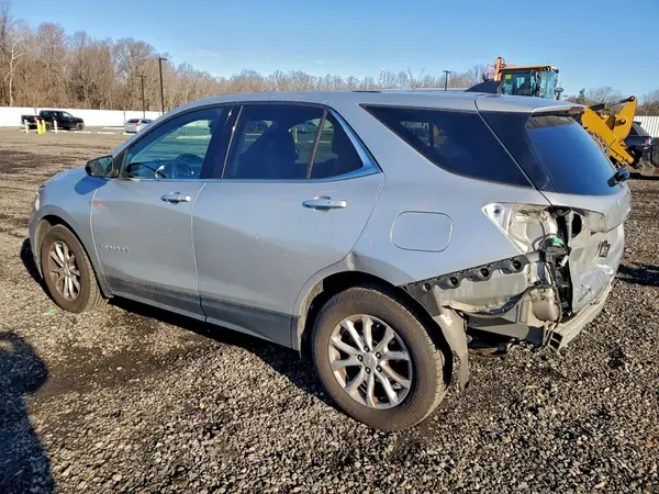 2GNAXSEV3J6265141 2018 CHEVROLET EQUINOX - Image 2