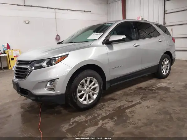 2GNAXSEV3J6275801 2018 CHEVROLET EQUINOX - Image 2