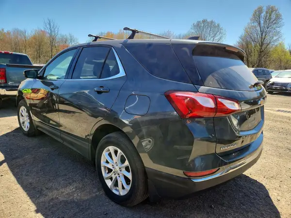 2GNAXSEV3J6305220 2018 CHEVROLET EQUINOX - Image 2