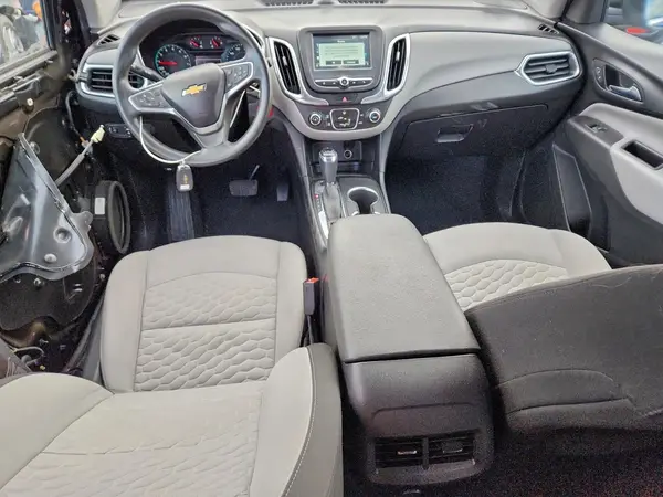 2GNAXSEV3J6306979 2018 CHEVROLET EQUINOX - Image 8