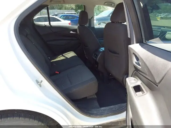 2GNAXSEV3J6313737 2018 CHEVROLET EQUINOX - Image 8