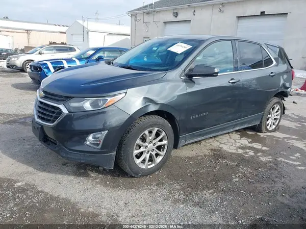 2GNAXSEV3J6318498 2018 CHEVROLET EQUINOX - Image 2