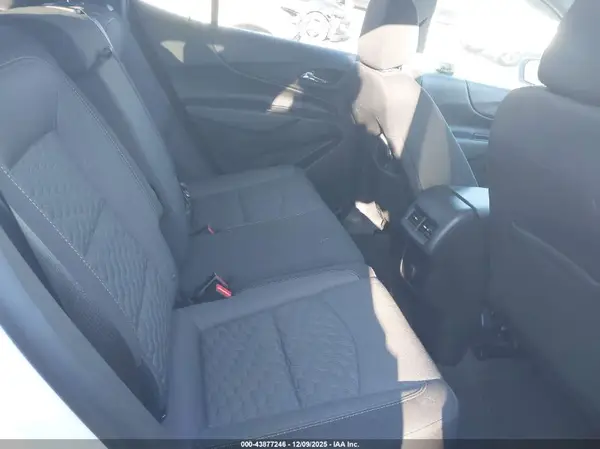 2GNAXSEV3J6334250 2018 CHEVROLET EQUINOX - Image 8