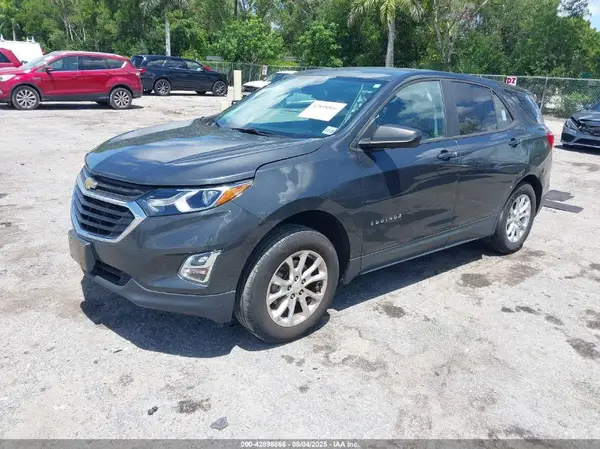 2GNAXSEV3L6265370 2020 CHEVROLET EQUINOX - Image 2