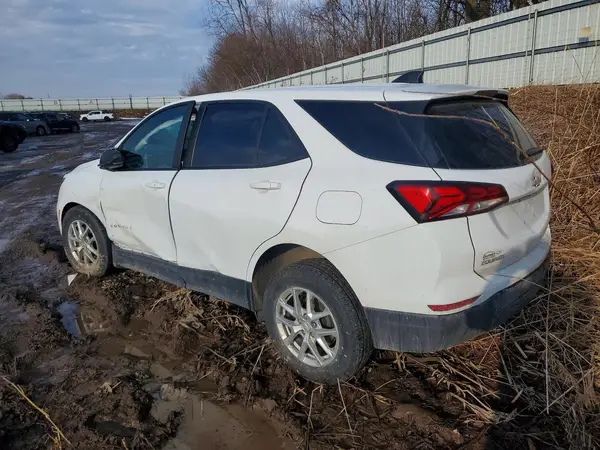 2GNAXSEV3N6106559 2022 CHEVROLET EQUINOX - Image 2