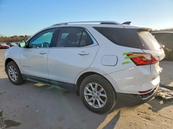 2GNAXSEV4J6105673 2018 CHEVROLET EQUINOX - Image 2