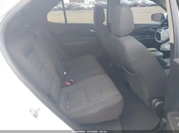 2GNAXSEV4J6203733 2018 CHEVROLET EQUINOX - Image 8