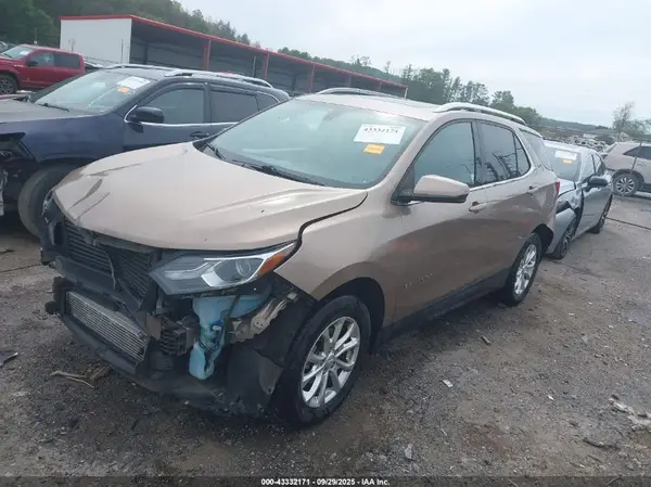2GNAXSEV4J6230172 2018 CHEVROLET EQUINOX - Image 2