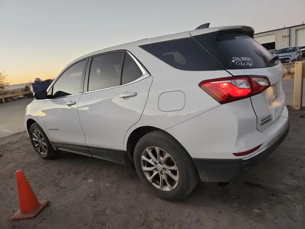 2GNAXSEV4J6235288 2018 CHEVROLET EQUINOX - Image 2