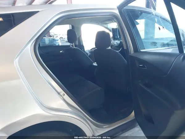 2GNAXSEV4J6304366 2018 CHEVROLET EQUINOX - Image 8