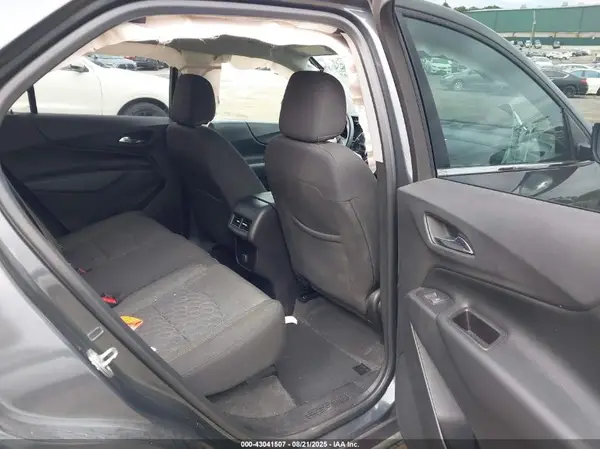 2GNAXSEV4J6313195 2018 CHEVROLET EQUINOX - Image 8