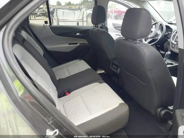 2GNAXSEV4J6315318 2018 CHEVROLET EQUINOX - Image 8