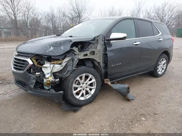 2GNAXSEV4J6322057 2018 CHEVROLET EQUINOX - Image 2