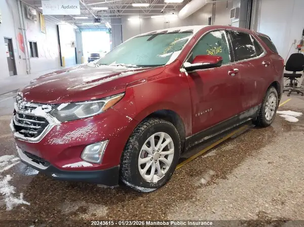 2GNAXSEV4J6329350 2018 CHEVROLET EQUINOX - Image 2