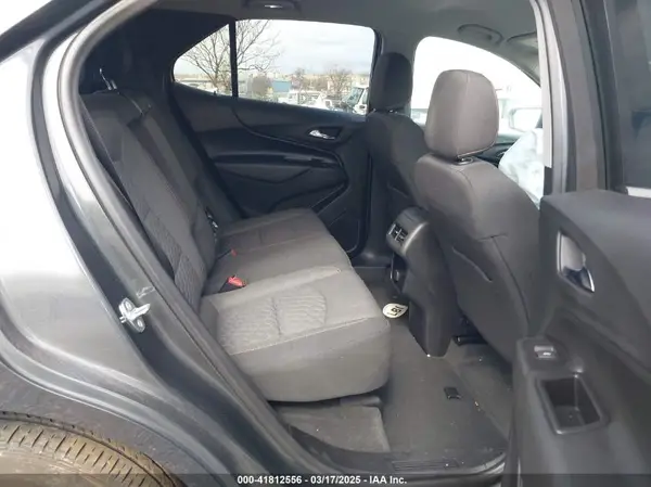 2GNAXSEV4J6338579 2018 CHEVROLET EQUINOX - Image 8