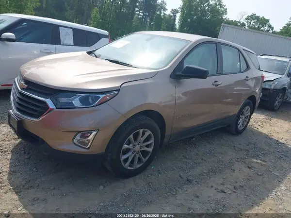 2GNAXSEV4K6169956 2019 CHEVROLET EQUINOX - Image 2
