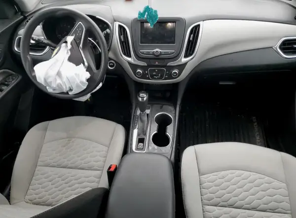 2GNAXSEV4K6255008 2019 CHEVROLET EQUINOX - Image 8