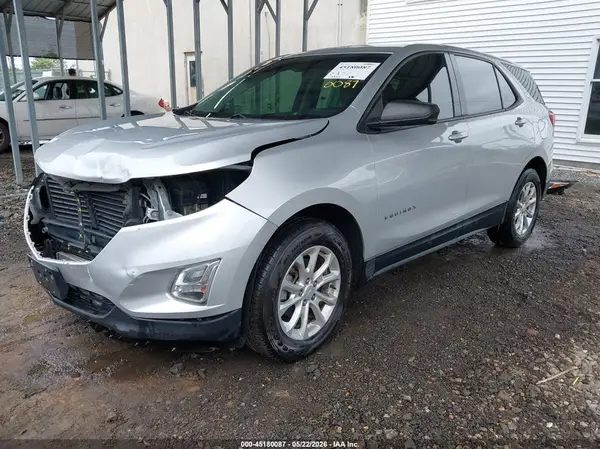 2GNAXSEV4K6286145 2019 CHEVROLET EQUINOX - Image 2