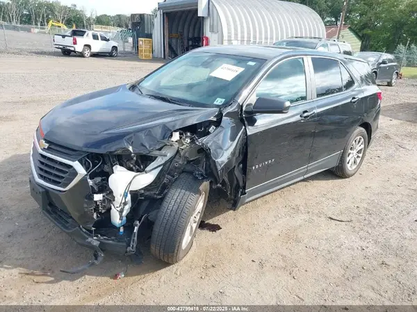 2GNAXSEV4L6211060 2020 CHEVROLET EQUINOX - Image 2
