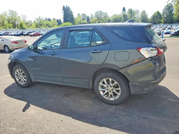 2GNAXSEV4L6270710 2019 CHEVROLET EQUINOX - Image 2