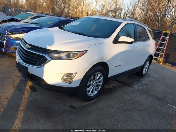 2GNAXSEV5J6136155 2018 CHEVROLET EQUINOX - Image 2