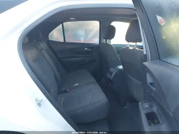 2GNAXSEV5J6136155 2018 CHEVROLET EQUINOX - Image 8