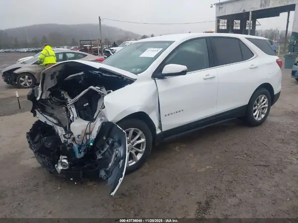 2GNAXSEV5J6143249 2018 CHEVROLET EQUINOX - Image 2