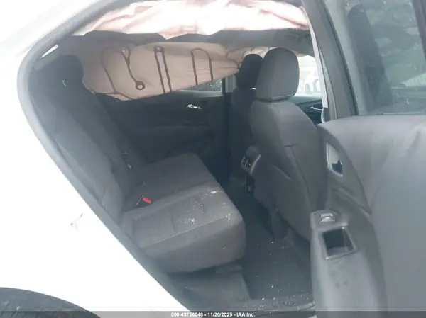 2GNAXSEV5J6143249 2018 CHEVROLET EQUINOX - Image 8