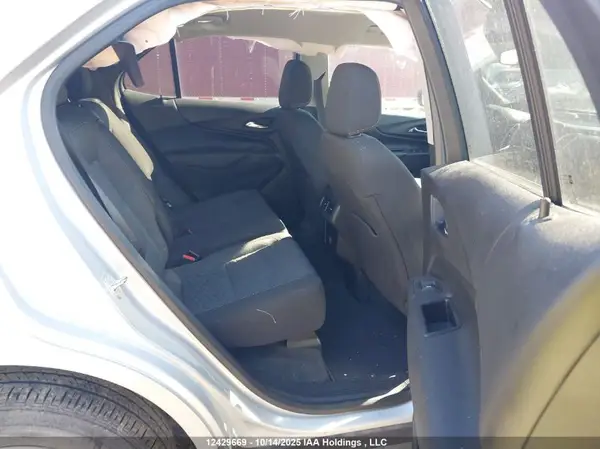 2GNAXSEV5J6145521 2018 CHEVROLET EQUINOX - Image 8
