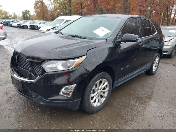 2GNAXSEV5J6150203 2018 CHEVROLET EQUINOX - Image 2