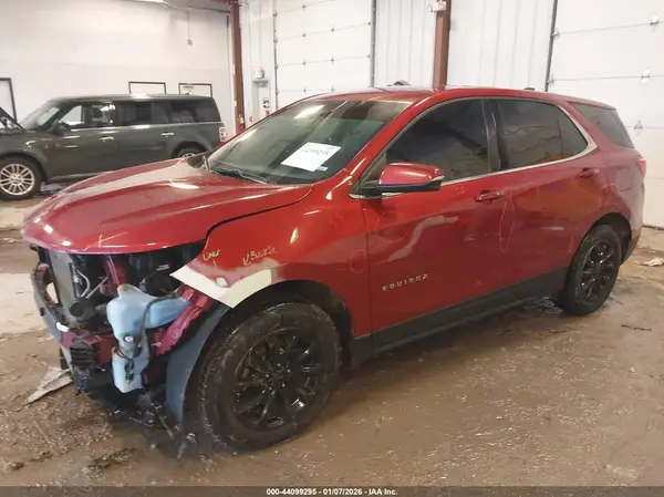 2GNAXSEV5J6167664 2018 CHEVROLET EQUINOX - Image 2