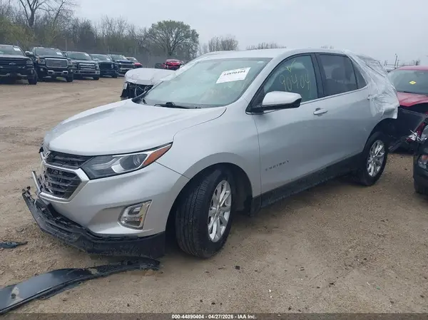 2GNAXSEV5J6210531 2018 CHEVROLET EQUINOX - Image 2