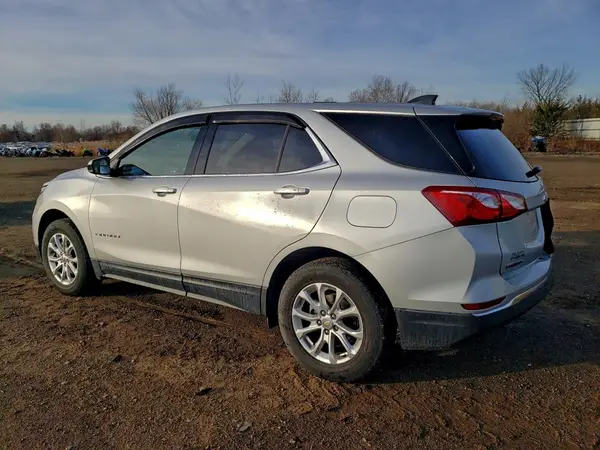 2GNAXSEV5J6224445 2018 CHEVROLET EQUINOX - Image 2