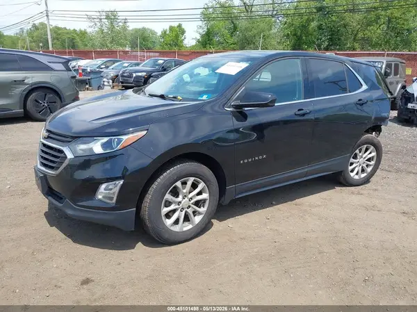 2GNAXSEV5J6235638 2018 CHEVROLET EQUINOX - Image 2