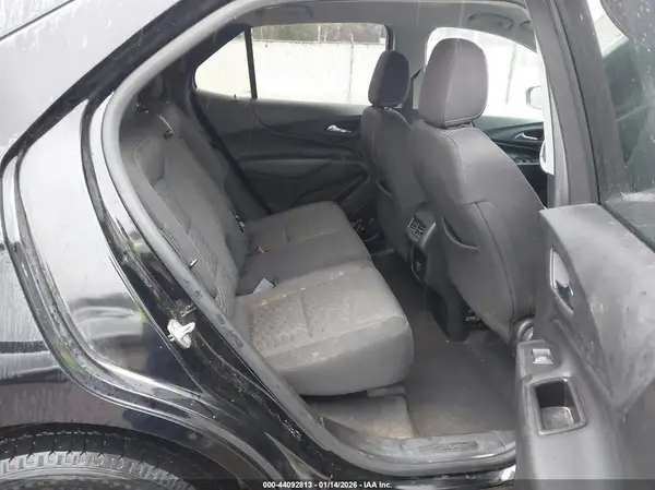 2GNAXSEV5J6300164 2018 CHEVROLET EQUINOX - Image 8