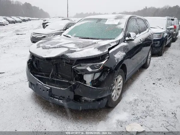 2GNAXSEV5J6301136 2018 CHEVROLET EQUINOX - Image 2