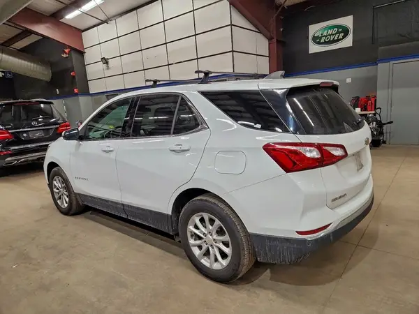 2GNAXSEV5J6301234 2018 CHEVROLET EQUINOX - Image 2