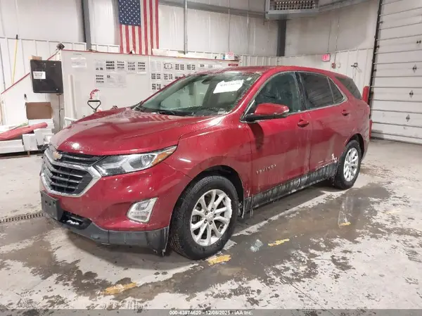 2GNAXSEV5J6322651 2018 CHEVROLET EQUINOX - Image 2