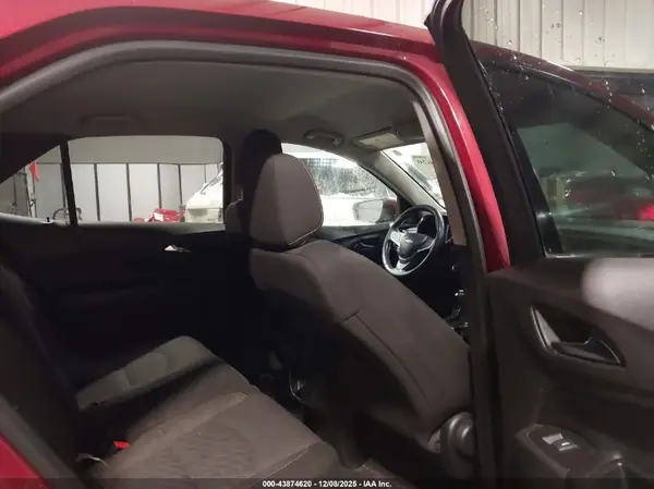 2GNAXSEV5J6322651 2018 CHEVROLET EQUINOX - Image 8