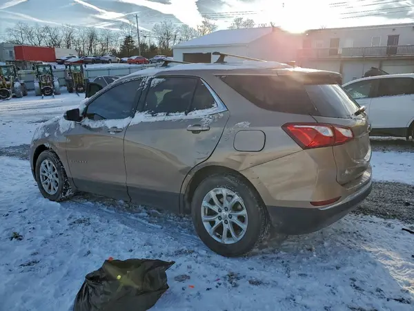 2GNAXSEV5J6335738 2018 CHEVROLET EQUINOX - Image 2