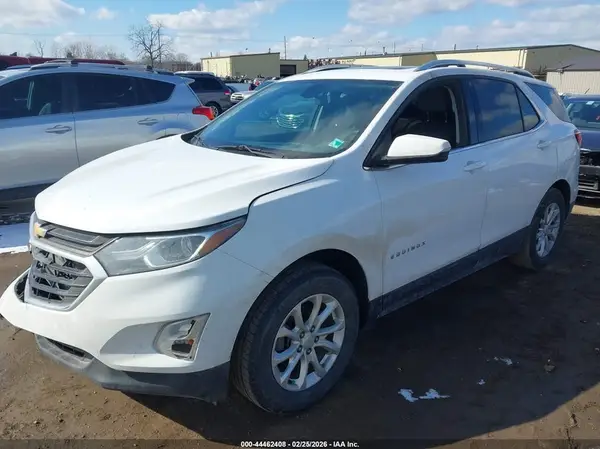2GNAXSEV5J6350157 2018 CHEVROLET EQUINOX - Image 2