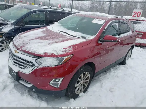 2GNAXSEV5J6352250 2018 CHEVROLET EQUINOX - Image 2