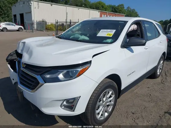 2GNAXSEV5K6106879 2019 CHEVROLET EQUINOX - Image 2