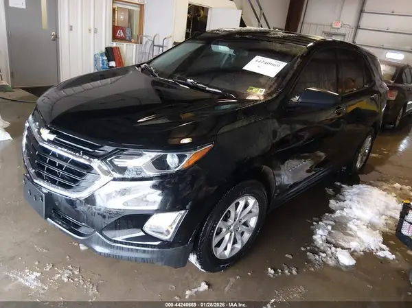 2GNAXSEV5K6128963 2019 CHEVROLET EQUINOX - Image 2
