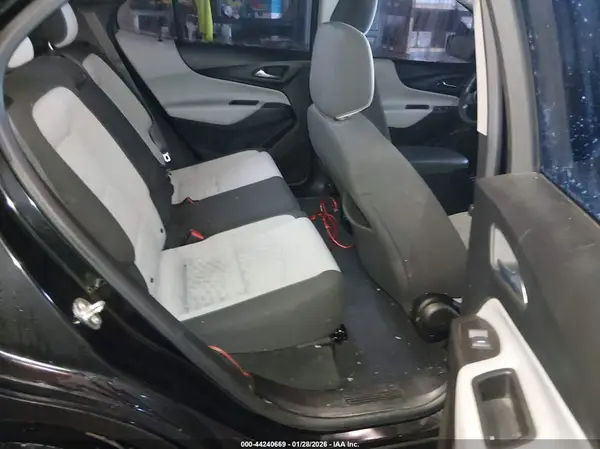 2GNAXSEV5K6128963 2019 CHEVROLET EQUINOX - Image 8
