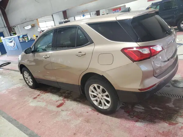 2GNAXSEV5K6155046 2019 CHEVROLET EQUINOX - Image 2