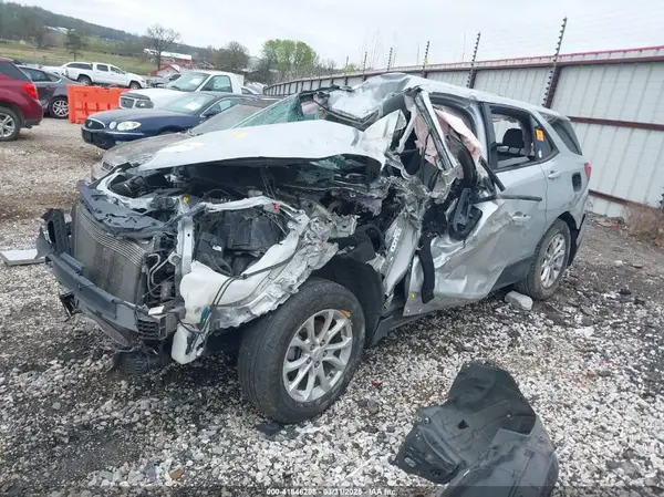 2GNAXSEV5K6233485 2019 CHEVROLET EQUINOX - Image 2