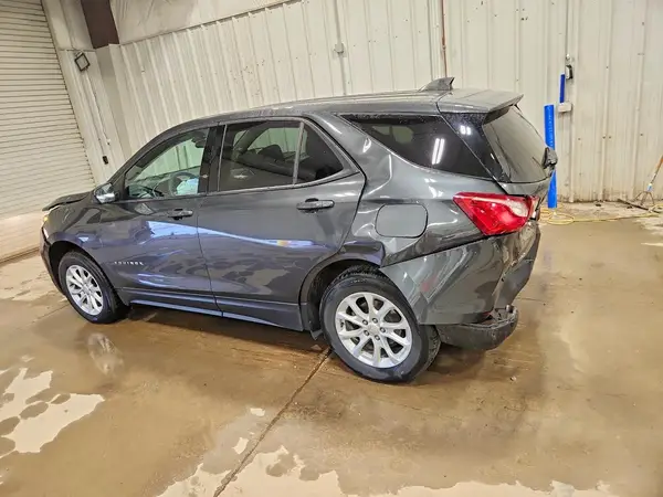2GNAXSEV5K6250206 2019 CHEVROLET EQUINOX - Image 2