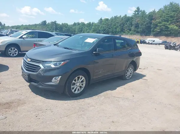 2GNAXSEV5K6300361 2019 CHEVROLET EQUINOX - Image 2